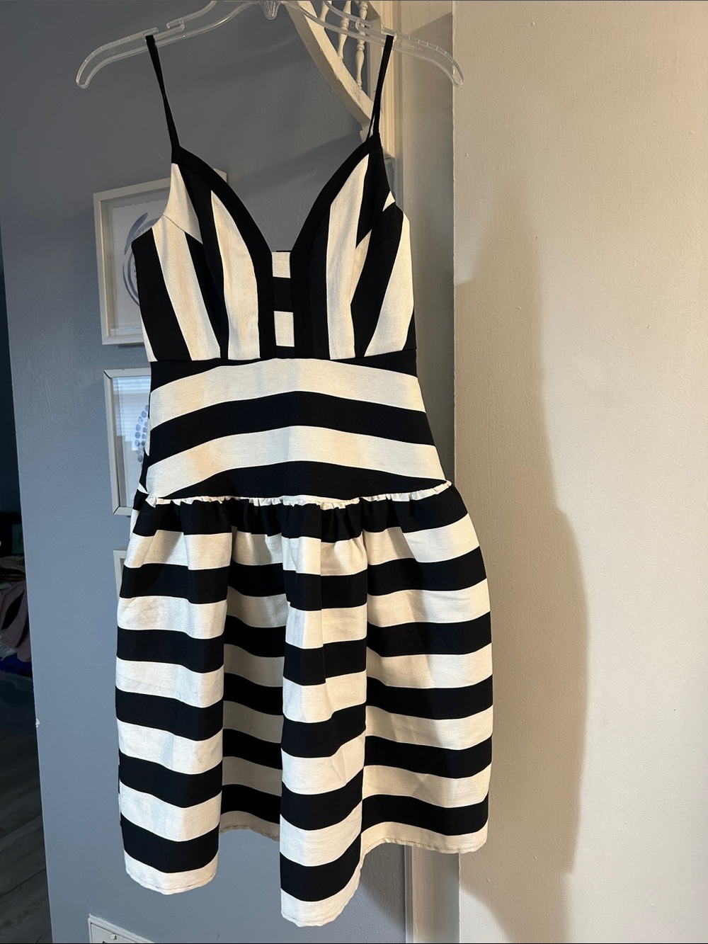 ASOS Women’s Size 2 Black and White Striped Spaghetti Strap Drop Waist Dress